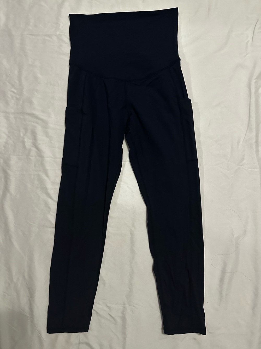 QUINCE Ultra Form Performance Maternity & Postpartum Legging 25” Navy Blue Mediu